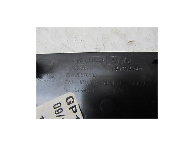 2010-2015 CADILLAC SRX OEM FRONT WINDSHIELD AIR VENT TRIM DEFROST GRILLE