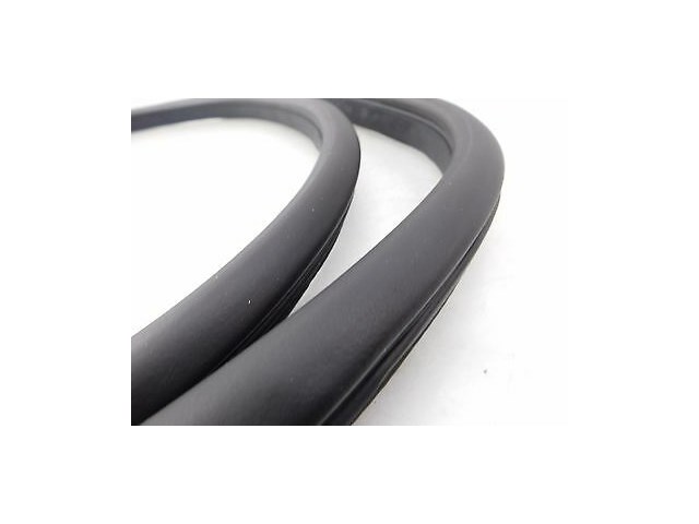 2004-2008 MASERATI QUATTROPORTE M139 OEM RIGHT FRONT PASS. DOOR WEATHER STRIP