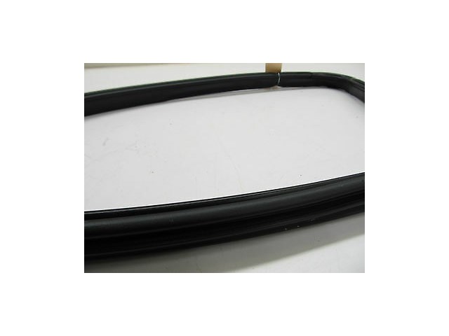 2006-2009 MERCEDES R350 W251 OEM RIGHT REAR QUARTER WINDOW WEATHER STRIP SEAL