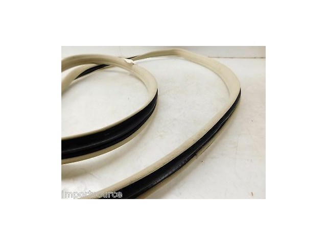 2007-2009 MERCEDES S550 W221 OEM LEFT REAR DRIVER SIDE DOOR WEATHER STRIP SEAL