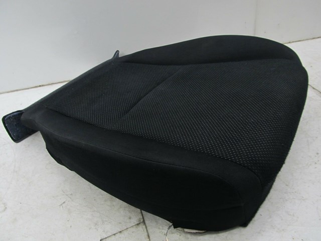 2010-2014 SUBARU IMPREZA OEM RIGHT FRONT PASSENGER LOWER SEAT CUSHION BLACK