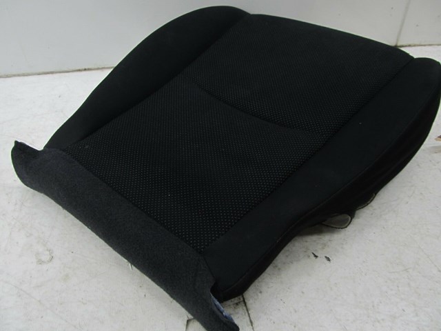 2010-2014 SUBARU IMPREZA OEM RIGHT FRONT PASSENGER LOWER SEAT CUSHION BLACK