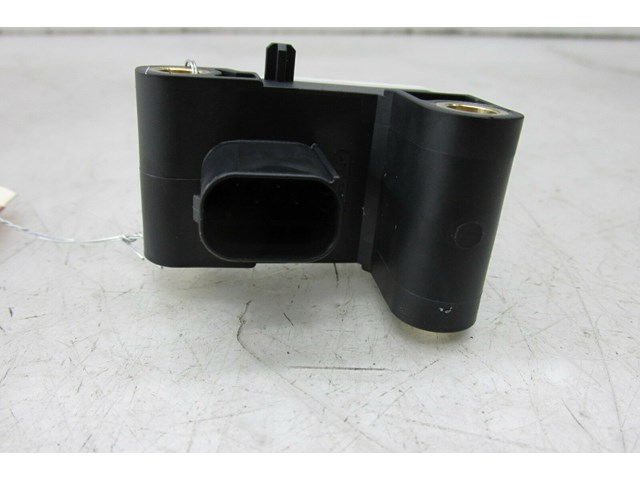  2009-2013 BMW 328i E93 E92 LCI OEM RIGHT REAR QUARTER CRASH IMPACT SENSOR 