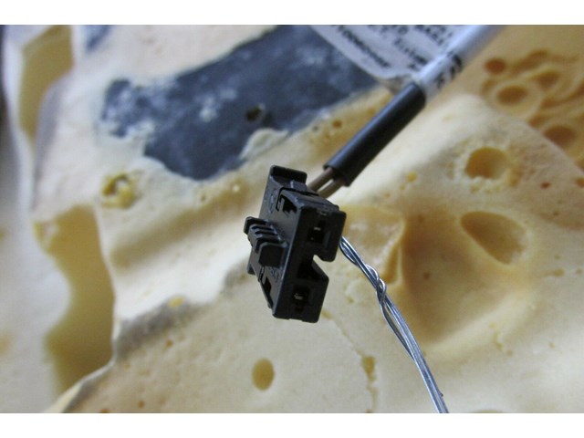 2007-2012 MERCEDES GL450 X164 OEM RIGHT FRONT PASSENGER SIDE LOWER SEAT CUSHION 