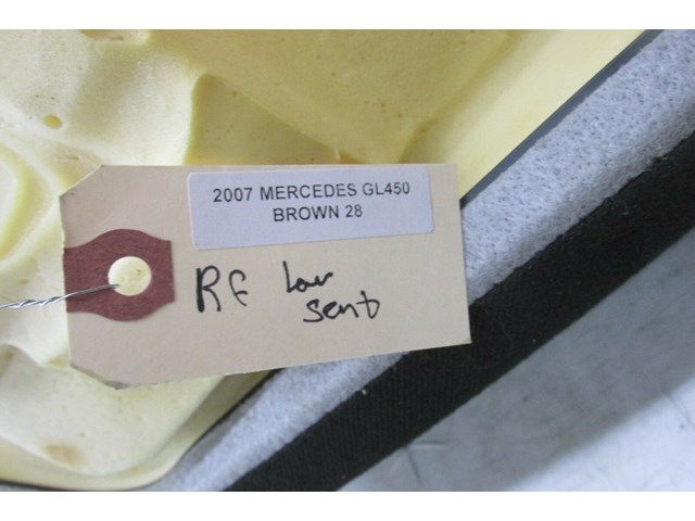 2007-2012 MERCEDES GL450 X164 OEM RIGHT FRONT PASSENGER SIDE LOWER SEAT CUSHION 