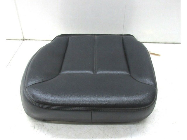2007-2012 MERCEDES GL450 X164 OEM RIGHT FRONT PASSENGER SIDE LOWER SEAT CUSHION 