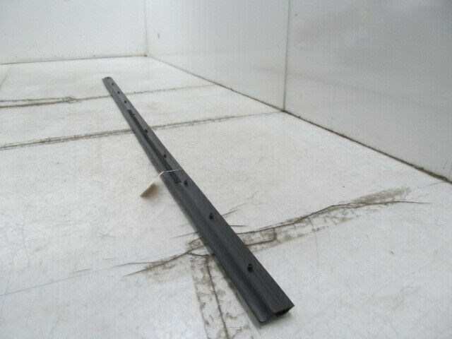 2015-2019 NISSAN MURANO OEM RIGHT PASSENGER SIDE BODY WEATHER STRIP 