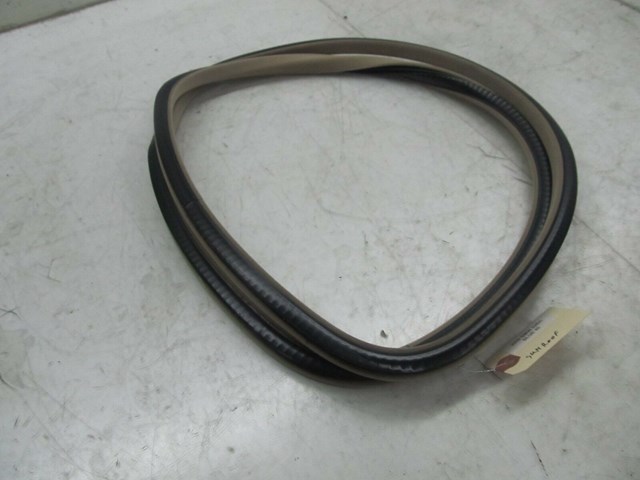 2007-2010 BMW 328xi E90 OEM SUNROOF WEATHER STRIP 