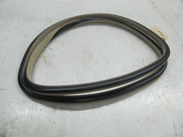 2007-2010 BMW 328xi E90 OEM SUNROOF WEATHER STRIP 