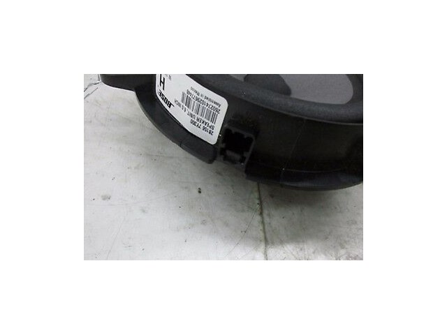 2004-2007 INFINITI QX56 OEM RIGHT REAR PASSENGER SIDE BOSE DOOR SPEAKER
