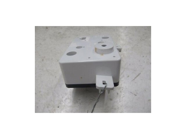 2004-2007 INFINITI QX56 OEM FRONT CENTER ANALOG TIME CLOCK 