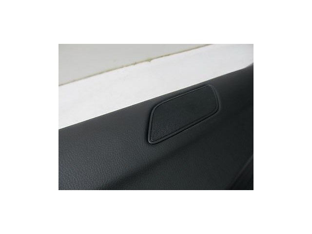 2012-2014 MERCEDES C250 W204 OEM COUPE RIGHT REAR QUARTER PANEL COVER SPEAKER 