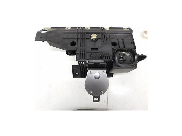 2003-2006 MERCEDES BENZ SL500R R230 OEM LEFT REAR CARGO STORAGE SEATBELT SPEAKER