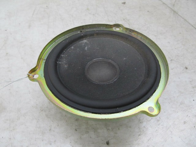 2003-2004 LAND ROVER DISCOVERY OEM LEFT FRONT DOOR SPEAKER 
