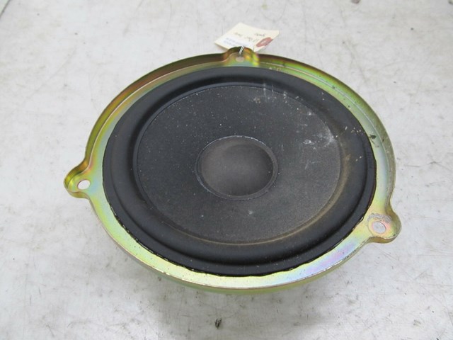 2003-2004 LAND ROVER DISCOVERY OEM LEFT FRONT DOOR SPEAKER 