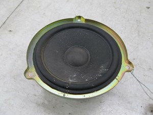 2003-2004 LAND ROVER DISCOVERY OEM LEFT FRONT DOOR SPEAKER 