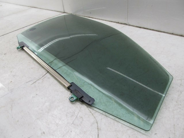  2004-2009 LEXUS RX350 RX330 OEM RIGHT FRONT DOOR GLASS WINDOW 