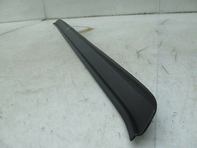 2005-2009 SAAB 9-5 OEM RIGHT FRONT DOOR SILL TRIM 4562906