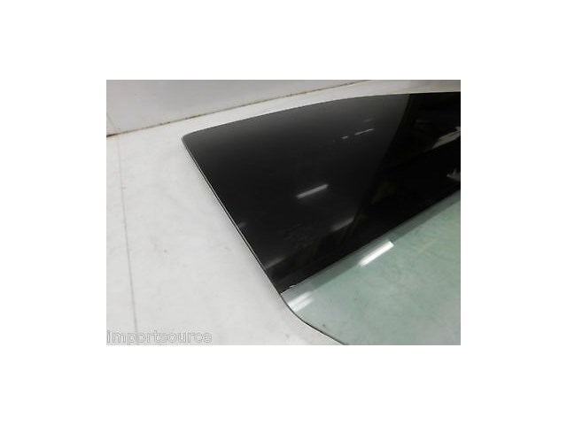 2002-2006 CADILLAC ESCALADE OEM RIGHT FRONT PASSENGER DOOR WINDOW AUTO GLASS