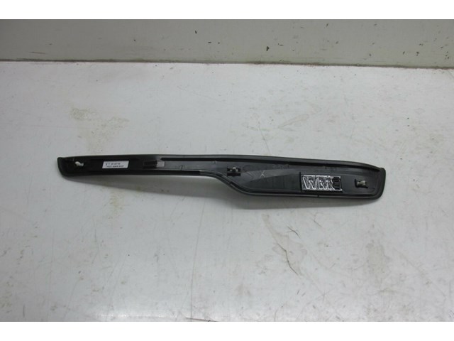 2007-2010 BMW 328xi E90 OEM LEFT REAR SIDE DOOR SILL MOLDING 51 47 7 060 279