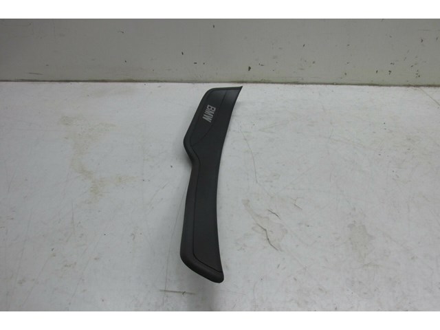 2007-2010 BMW 328xi E90 OEM RIGHT REAR SIDE DOOR SILL MOLDING 51 47 7 060 279