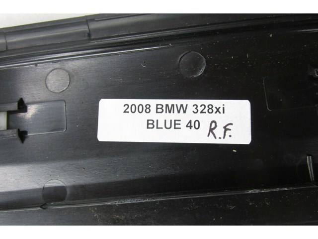 2007-2010 BMW 328xi E90 OEM RIGHT FRONT SIDE DOOR SILL MOLDING 51 47 7 060 279