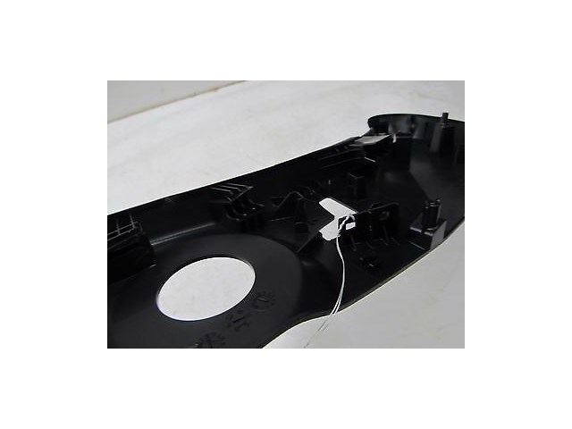 2012-2014 MERCEDES C250 W204 OEM RIGHT FRONT PASSENGER SEAT SWITCHES TRIM COVER