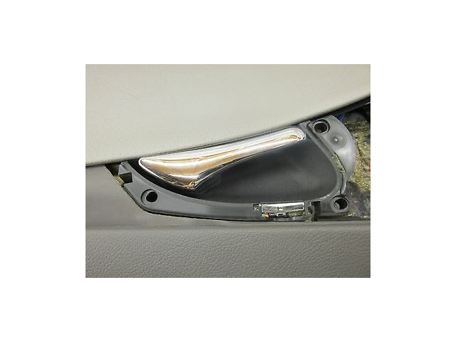 2003-2005 MERCEDES E320 WAGON W211 OEM RIGHT FRONT DOOR PANEL W/ WINDOW SWITCH