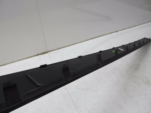 2004-2008 AUDI A8L W12 OEM RIGHT FRONT OUTER DOOR SILL SCUFF PLATE TRIM