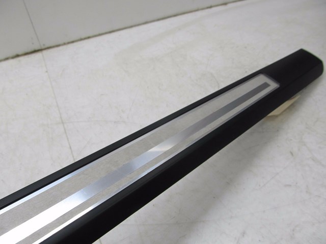 2004-2008 AUDI A8L W12 OEM RIGHT FRONT OUTER DOOR SILL SCUFF PLATE TRIM