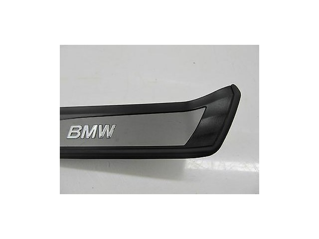 2006-2007 BMW 530XI WAGON E61 OEM RIGHT SIDE REAR DOOR SILL SCUFF PLATE TRIM