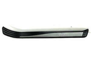 2008-2010 BMW 535xi 528 E60 OEM RIGHT FRONT DOOR SILL SCRATCH PLATE TRIM PANEL 