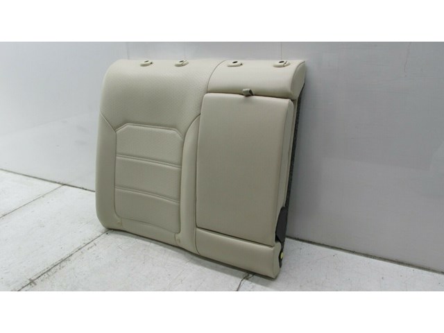 2012-2015 VOLKSWAGEN PASSAT OEM RIGHT REAR PASSENGER UPPER SEAT CUSHION  