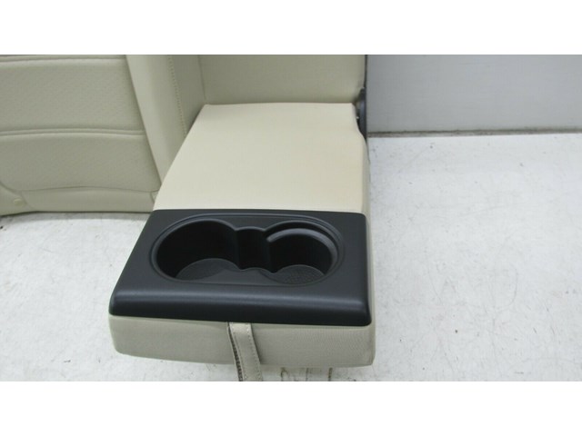 2012-2015 VOLKSWAGEN PASSAT OEM RIGHT REAR PASSENGER UPPER SEAT CUSHION  