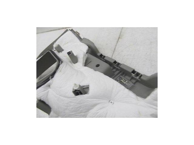 2010-2015 CADILLAC SRX OEM RIGHT REAR UPPER QUARTER PANEL COVER PANEL TRIM