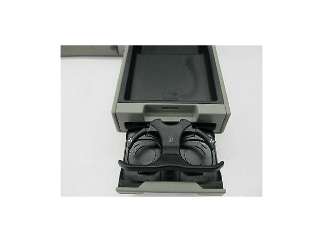 2005-2007 AUDI A6 QUATTRO C6 OEM RIGHT REAR BACK UPPER SEAT CUSHION W/ ARM REST