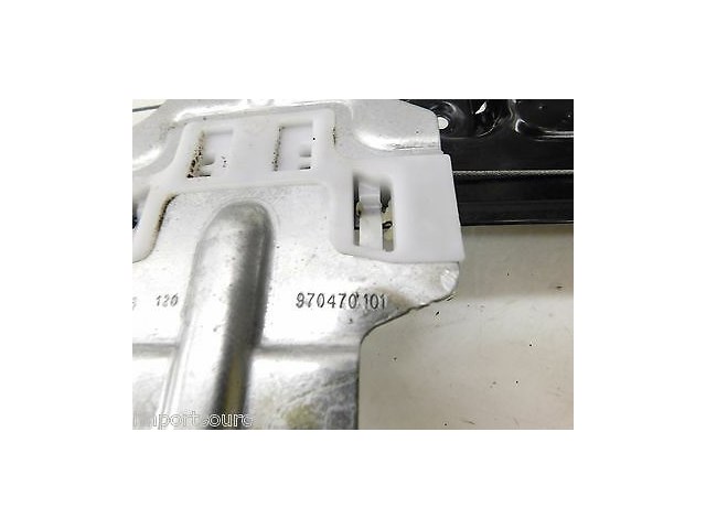 2013-2015 GMC ACADIA OEM LEFT FRONT DRIVER DOOR WINDOW REGULATOR W/O MOTOR