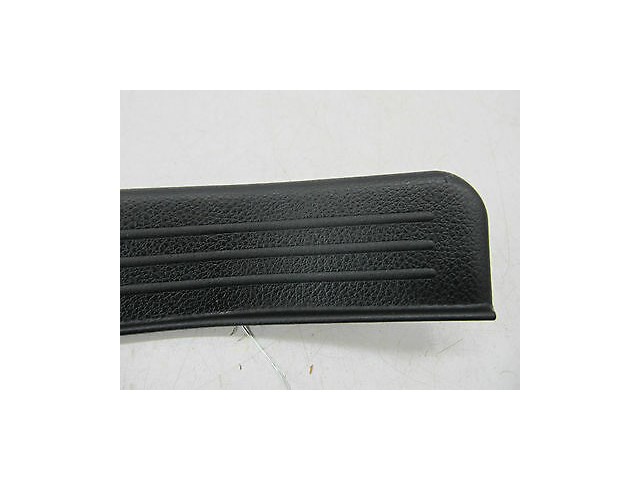 2006-2009 INFINITI M35 OEM RIGHT REAR DOOR SILL SCUFF PLATE TRIM MOULDING COVER