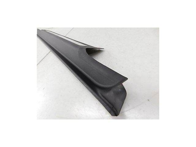 2006-2009 MERCEDES R350 W251 OEM LEFT REAR DRIVER SIDE DOOR SILL SCUFF PLATE 