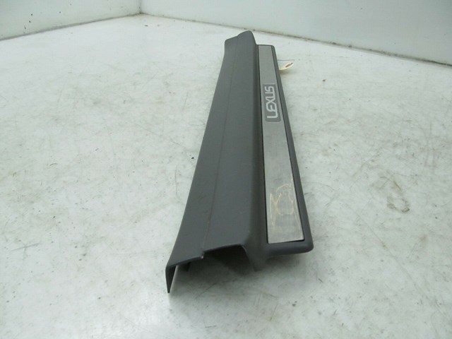 2001-2006 LEXUS LS430 OEM RIGHT FRONT PASSENGER SIDE DOOR SILL SCUFF PLATE TRIM 