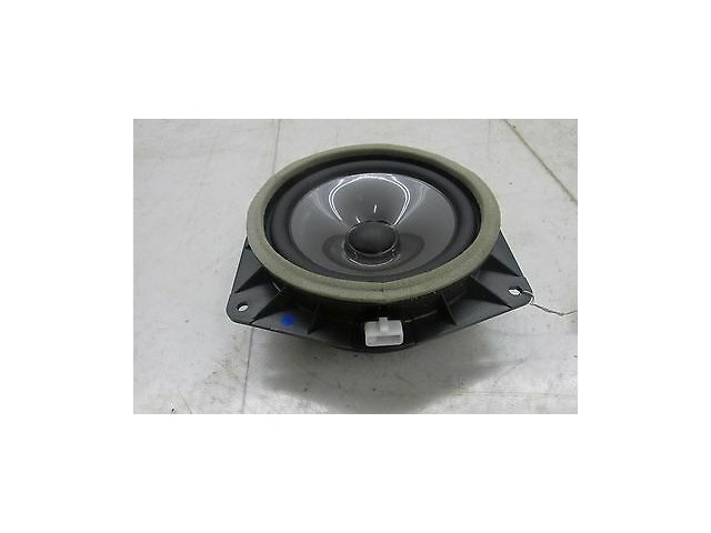 2006-2010 LEXUS IS250 XE20 OEM LEFT REAR DRIVER SIDE BACK DOOR AUDIO SPEAKER 