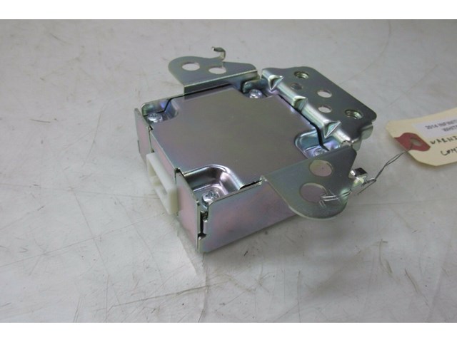 2014-2016 INFINITI Q50 OEM FRONT WARNING SPEAKER CONTROL MODULE