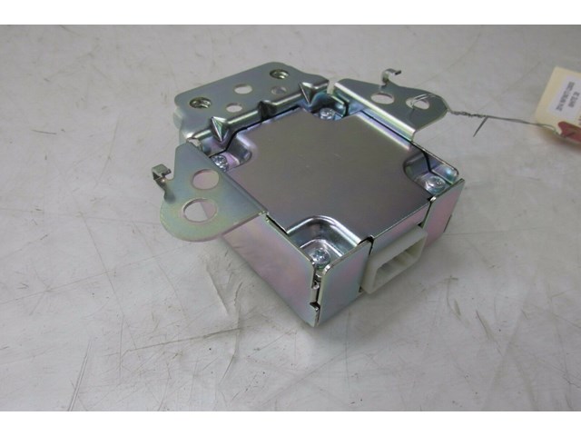 2014-2016 INFINITI Q50 OEM FRONT WARNING SPEAKER CONTROL MODULE