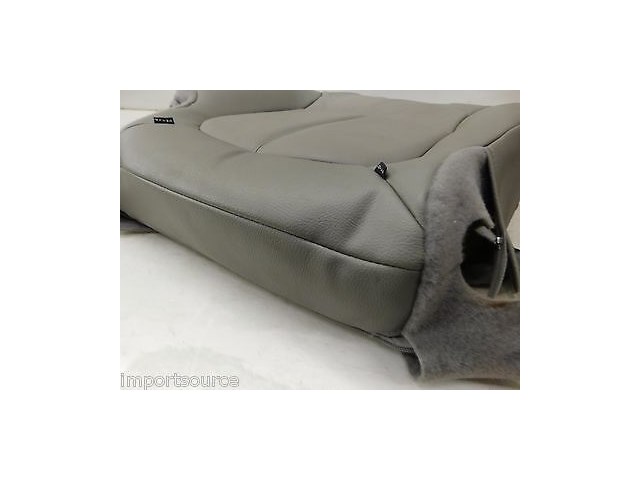 2013-2015 GMC ACADIA OEM RIGHT PASSENGER SIDE 2ND ROW UPPER SEAT CUSHION