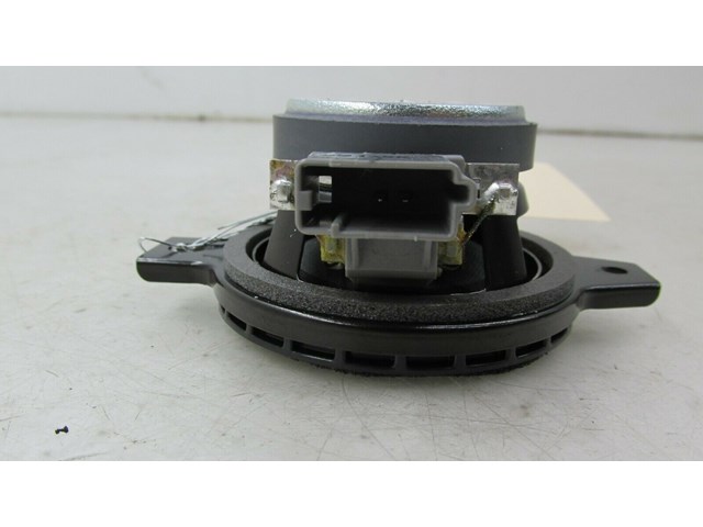 2017-2019 BUICK LACROSSE OEM RIGHT REAR C PILLAR BOSE SPEAKER      