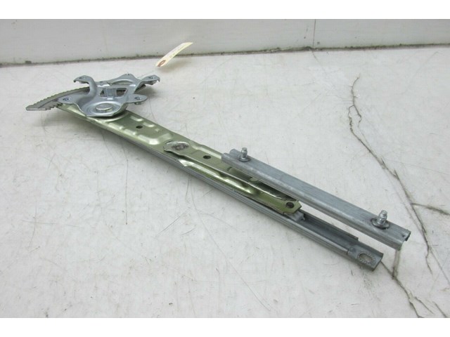  2011-2018 INFINITI M37 Q70 OEM RIGHT REAR DOOR WINDOW REGULATOR 