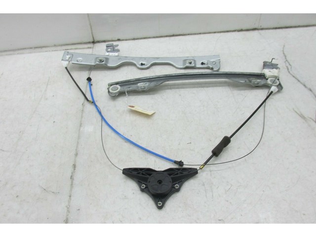  2011-2018 INFINITI M37 Q70 OEM RIGHT FRONT DOOR WINDOW REGULATOR 