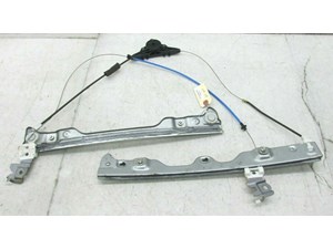  2011-2018 INFINITI M37 Q70 OEM RIGHT FRONT DOOR WINDOW REGULATOR 