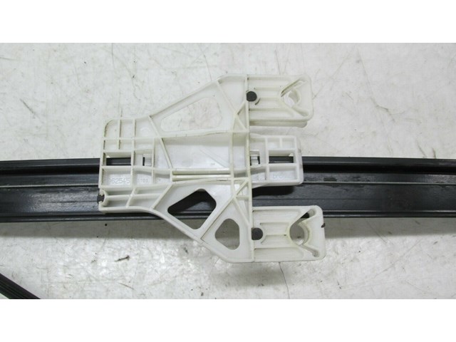 2009-2012 AUDI Q5 8R OEM RIGHT REAR PASSENGER SIDE DOOR WINDOW REGULATOR  