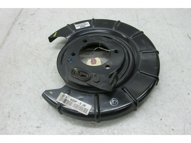 2014-2016 KIA CADENZA OEM RIGHT REAR BRAKE DUST SHIELD 